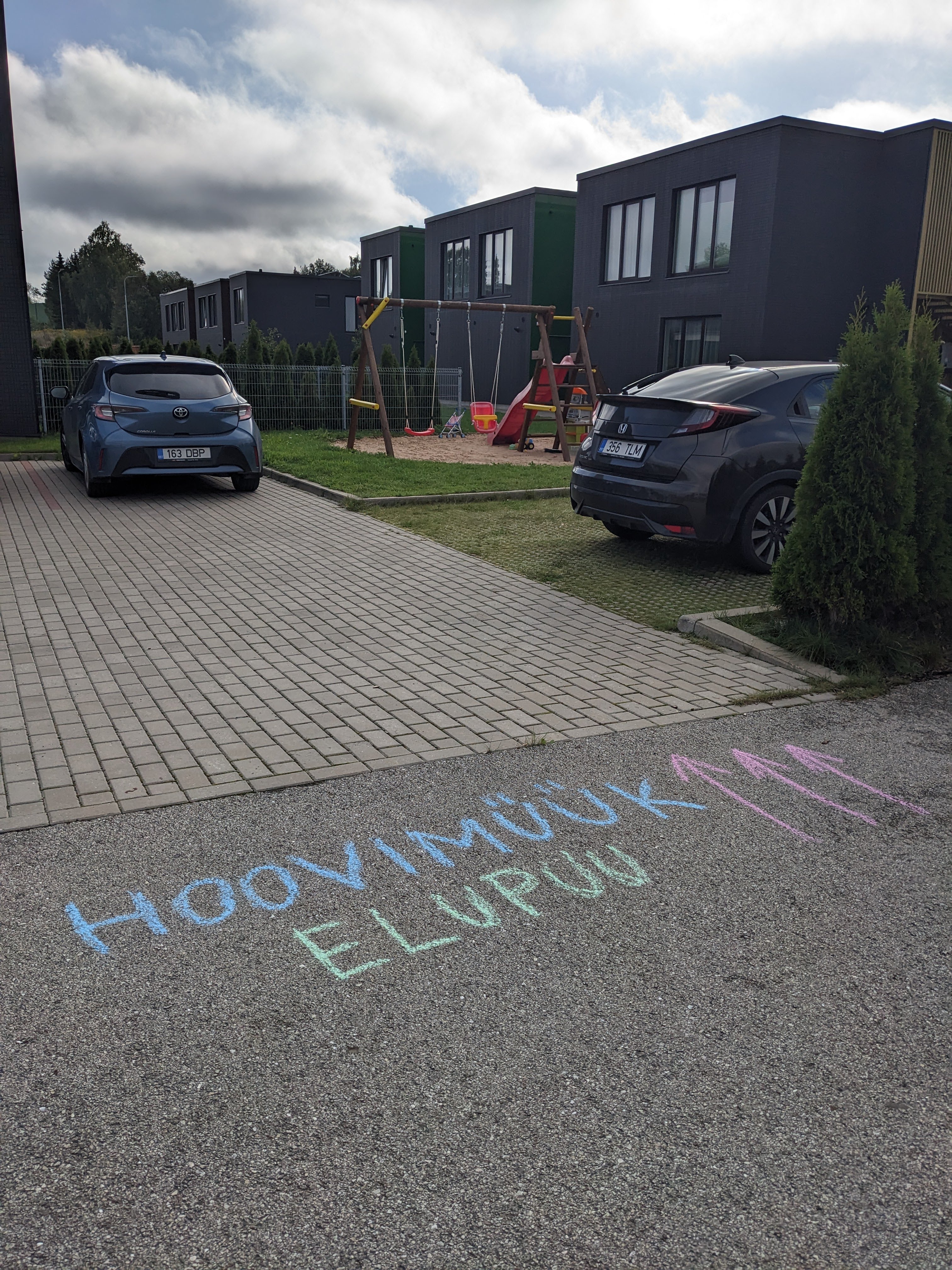 Kvissentali hoovimüük 2023
